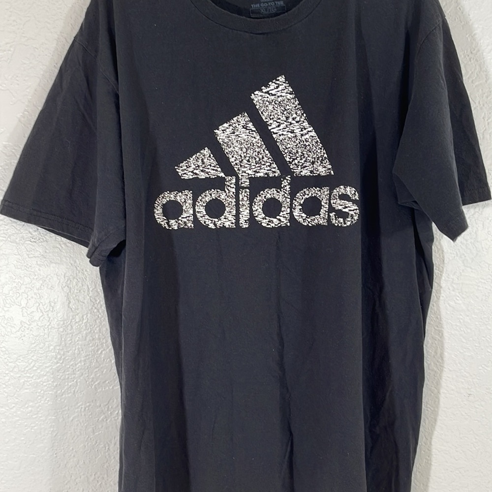 ADIDAS The Go-To Tee Black White Short Sleeve Logo Graphic Tee Shirt Size XL - Picture 3 of 6